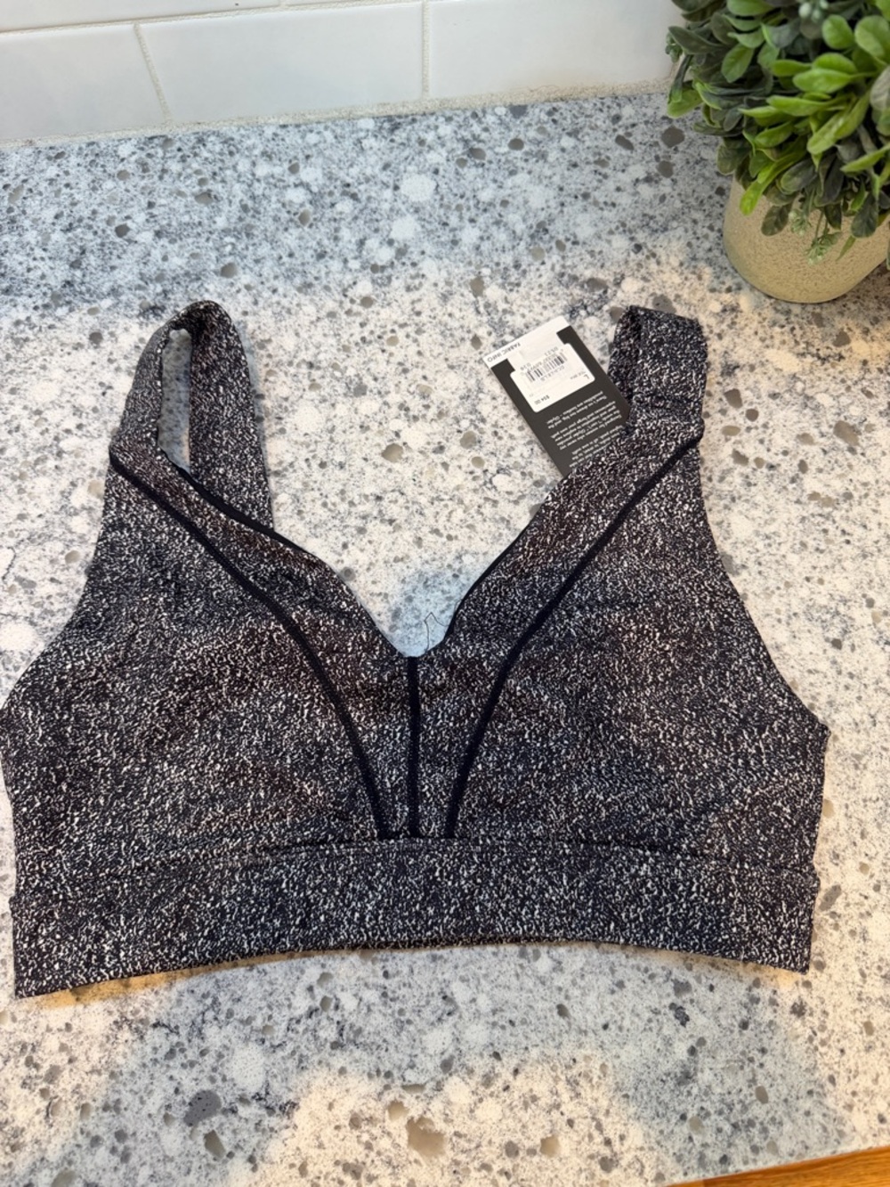 Glyder sports bra New size large